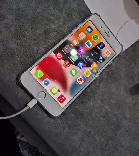 iPhone 8P 64G   苹果8Pl...