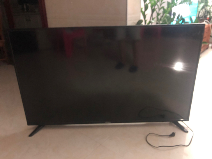 康佳55寸液晶电视，用了三年多，外观完好，...