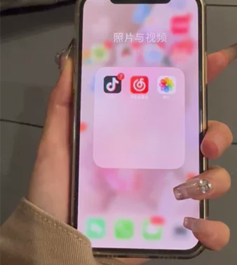 苹果12 原机无划痕无任何问题 感兴趣的话...