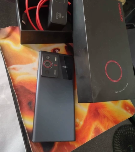 努比亚Z40pro8+128 感兴趣的话点...