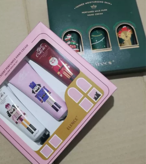 护手霜一盒3支，一盒12.8包邮 感兴趣的...