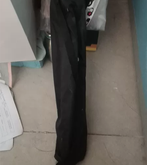 画架，上年买的，用过几次 ，几乎全新 。 ...