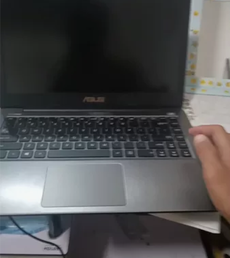 华硕E403N笔记本电脑  媳妇自用闲置笔...