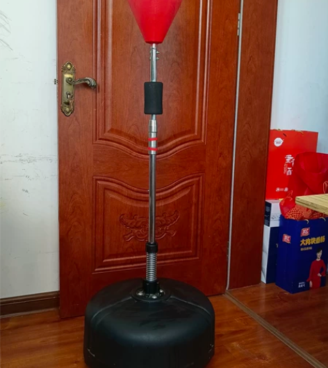 家用拳击训练器材，可调节高度，底座有吸盘，...