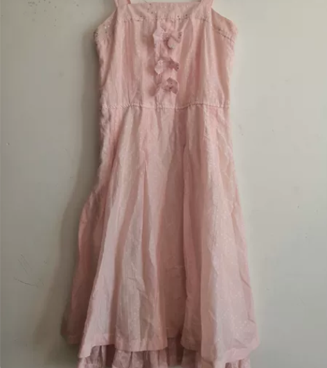 小码吊带连衣裙 闲置转让不退不换哦明显穿着...