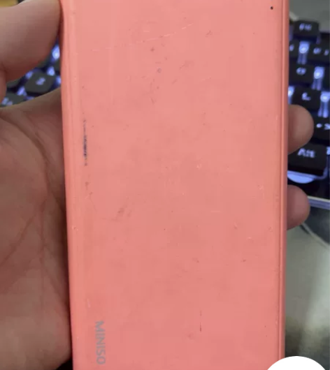 出充电宝 感兴趣的话点“我想要”和我私聊吧...