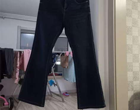 牛仔裤，95新。尺码如图2。（看好入手，售...