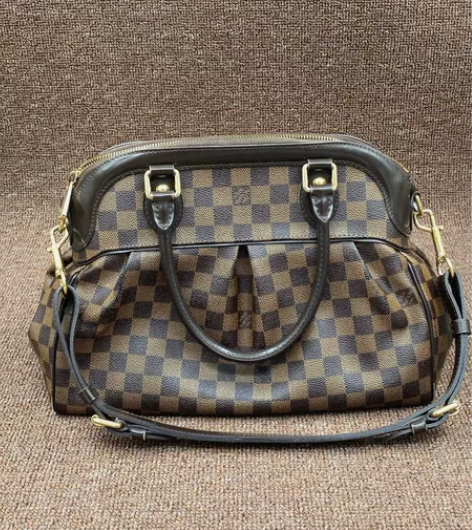 LV路易威登 棕棋盘格 Trevi 小号 ...