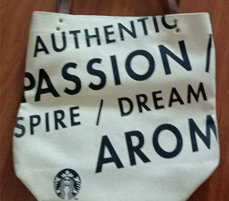 女士挎包（星巴克）宽36  高27  底宽...