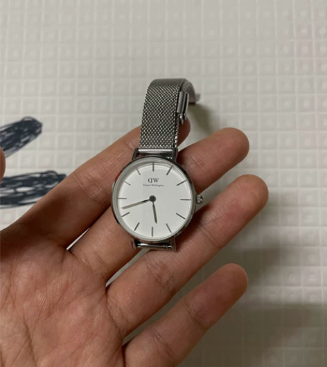 dw手表，表盘直径28mm。 两年前天猫期...