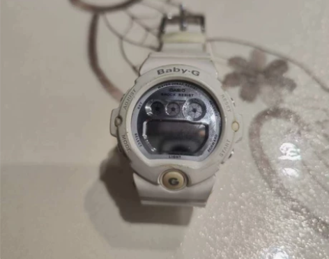 卡西欧baby-G系列，功能正常，需要更换...