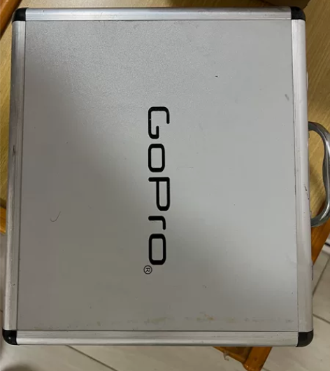 GoPro hero4代，全新未使用，配件...