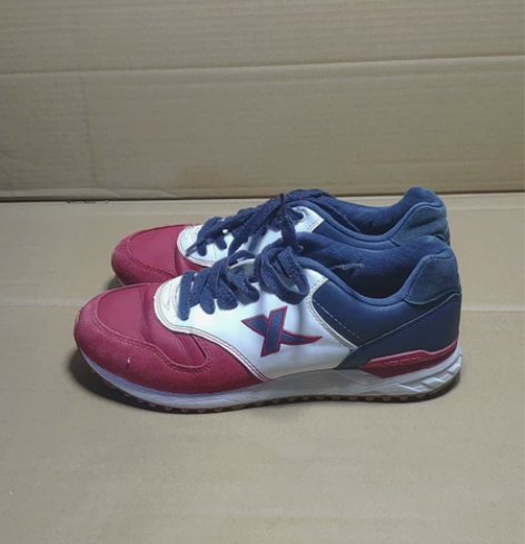 特步男鞋42码跑步鞋运动鞋,专柜正品,照片...