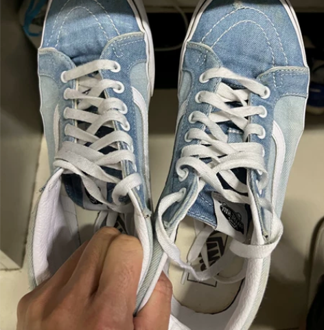 vans鞋 618买的 很好穿 鞋太多...