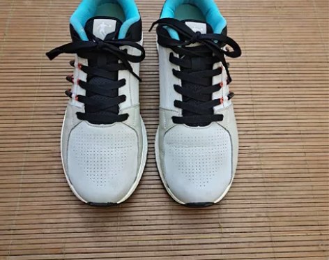 乔丹运动鞋42码,正品全国包邮,实物拍摄,...