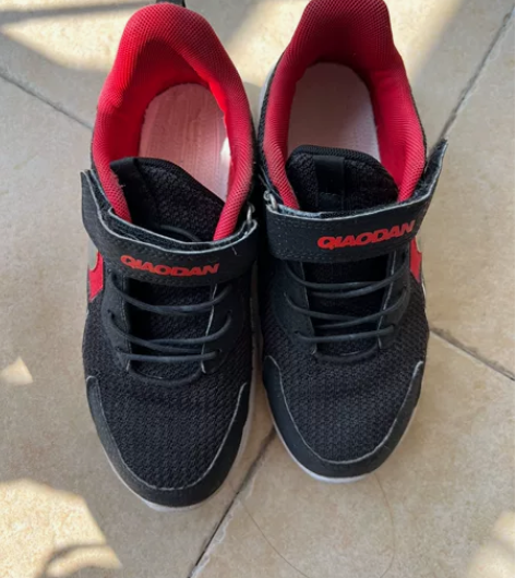 换季,鞋子又小了,乔丹33码,都是给自家孩...