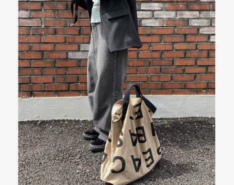 2021春季新款韩国同款字母慵懒风大容量购...
