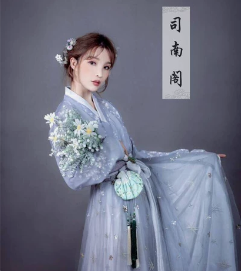 司南阁 汉服轻婚纱 银河s码，平时拍照用不...