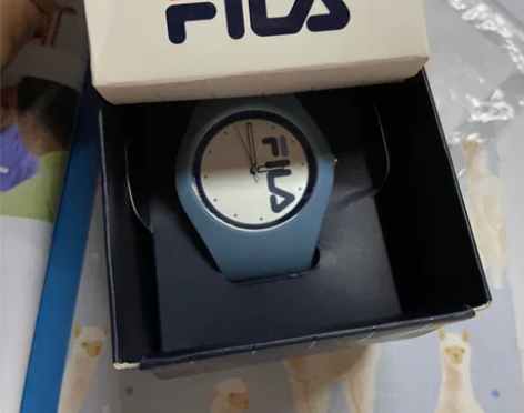 斐乐手表 全新 低价出  可刀 感兴趣的话...