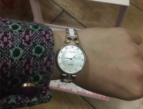 女士手表 感兴趣的话点“我想要”和我私聊吧～