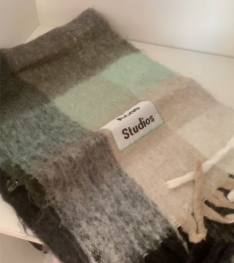 围脖基本全新 25一条包邮