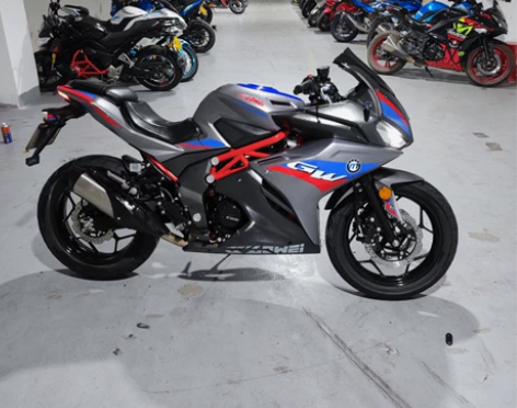 21年7月上牌诺玛H6小忍者摩托车机车跑车...