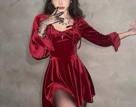 ?法式复古气质丝绒连衣裙，只穿过一次拍照，...