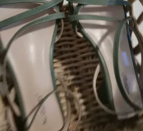 一字扣带仙女风细带凉鞋女平跟夏天小清新配裙...