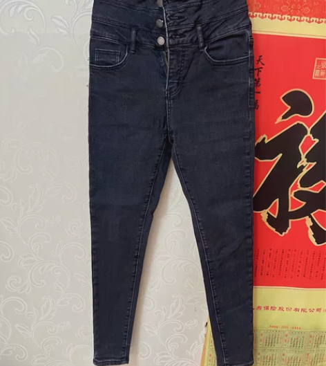 修身小脚裤高腰小脚裤萝卜裤丝绒裤 这些裤子...