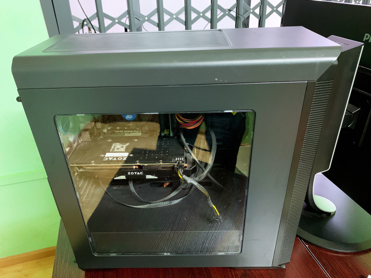 台式组装机京东自营，自己买的组装游戏台式电...