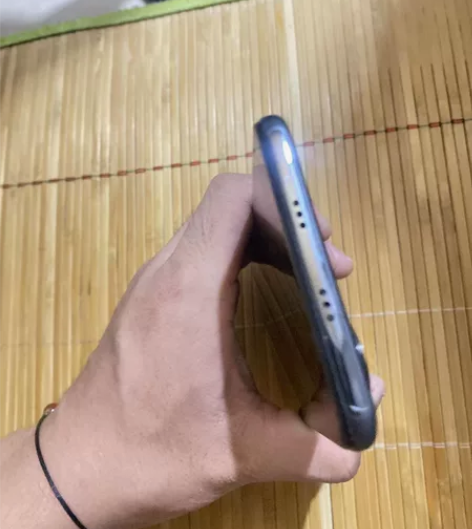 红米k40pro 8+256屏幕外观完美高...