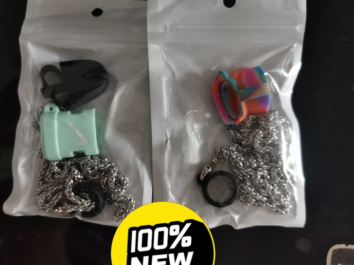 yue克挂绳，挂链，全新。一次都没用过！