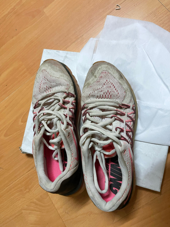两双都耐克