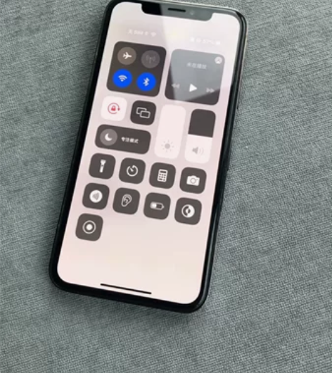 iphonex 64G无锁无id 改的13...