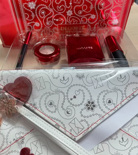 黛珂2019年圣诞套装 腮红PK805，3...