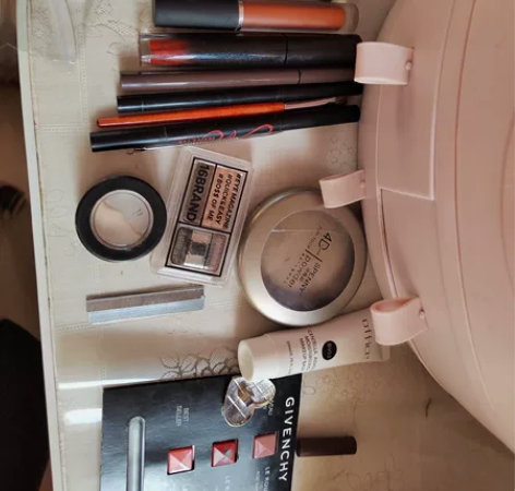 闲置化妆品，有眉笔眼线笔 眼影 隔离 口红...