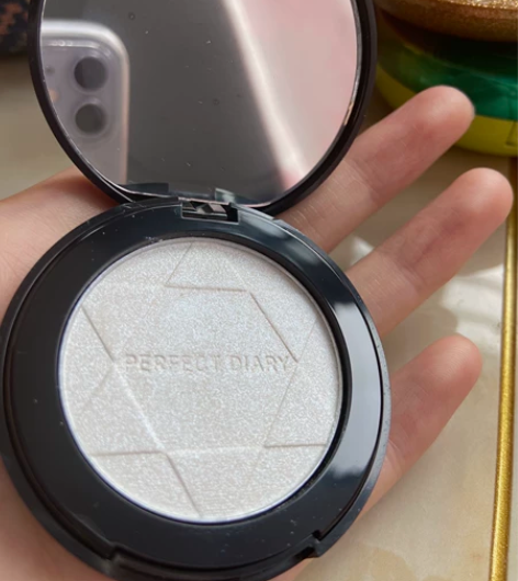 完美日记高光修容盘粉饼鼻影提亮珠光哑光独角...