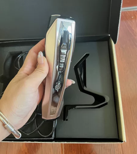 宙斯美容仪 第5代 2019年9月中购买有...