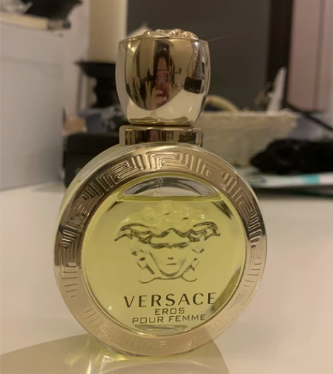 versace 香水 两款 均在专柜购买，...