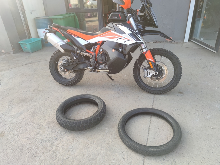 KTM790ADV  原厂轮胎，150/7...
