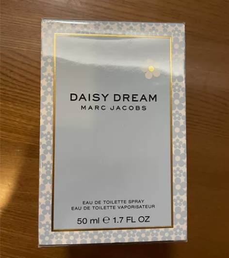 全新未拆梦境小雏菊香水50ml 朋友送的，...