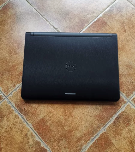 戴尔Latitude 3350笔记本。成色...