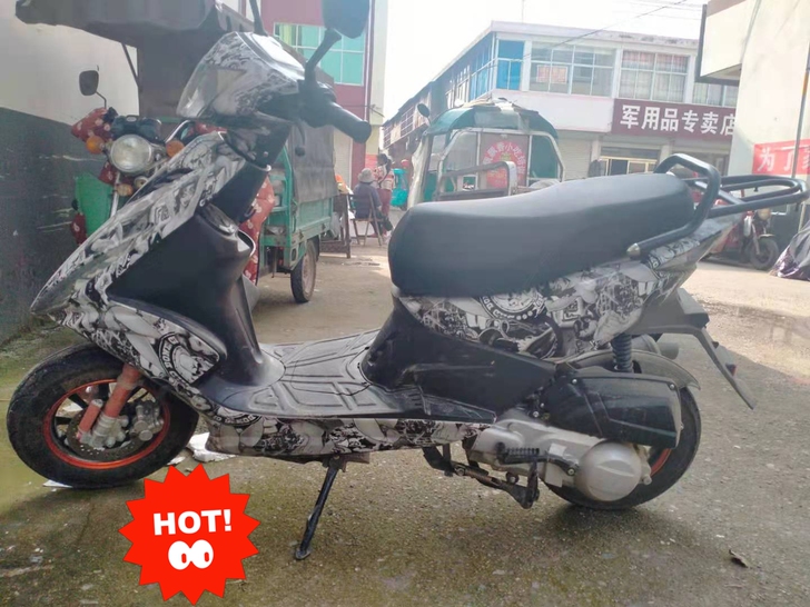 雅马哈鬼火摩托车
