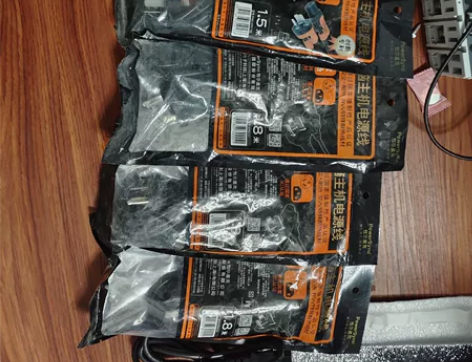 品牌电脑主机国标电源线 品字尾三孔电源连接...