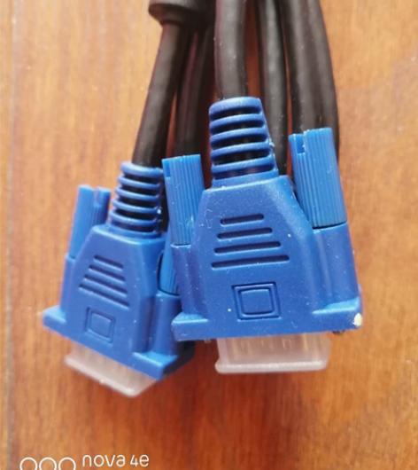 全新ⅤGA电脑主机显示器，视频投影仪电视机...