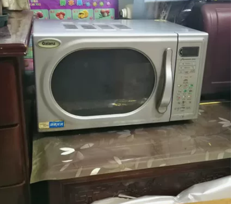 格兰仕微波炉,用不到便宜出。 济南明湖西路...