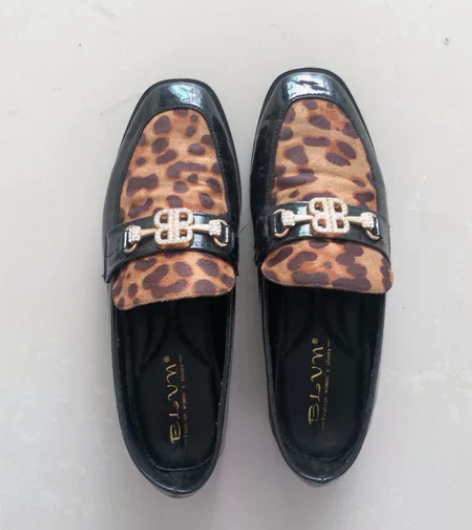 品牌单鞋，95新，豹纹，37码，皮很软，钻...