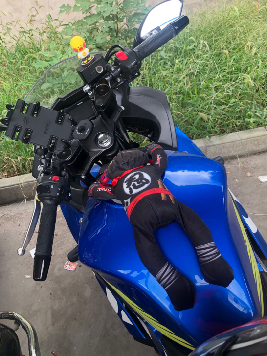 铃木Gsx250，京b私户，19年5月车马...