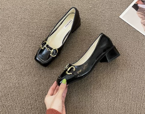 2022新款法式马衔扣单鞋粗跟方头金属 玛...