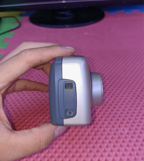 海鸥 SZ-120D 傻瓜胶片相机 外观如...